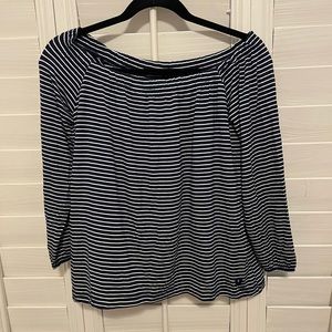 brand new with tags hollister flowy too off the shoulders